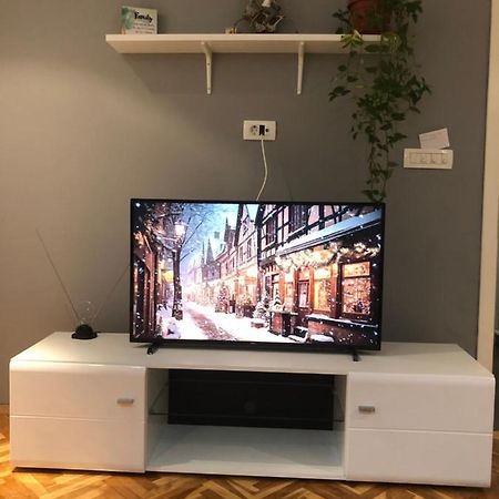 Empire Apartments Скоп'є Екстер'єр фото